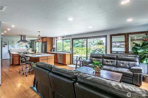 29902 2nd Place SW Federal Way WA 98023