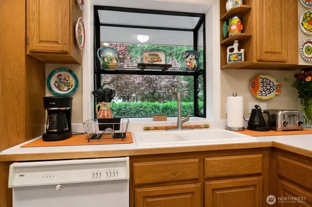 1511 11th Lane Fox Island WA 98333