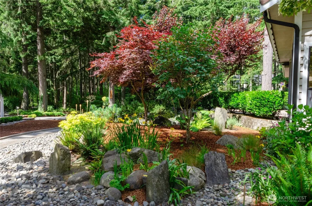 1511 11th Lane Fox Island WA 98333