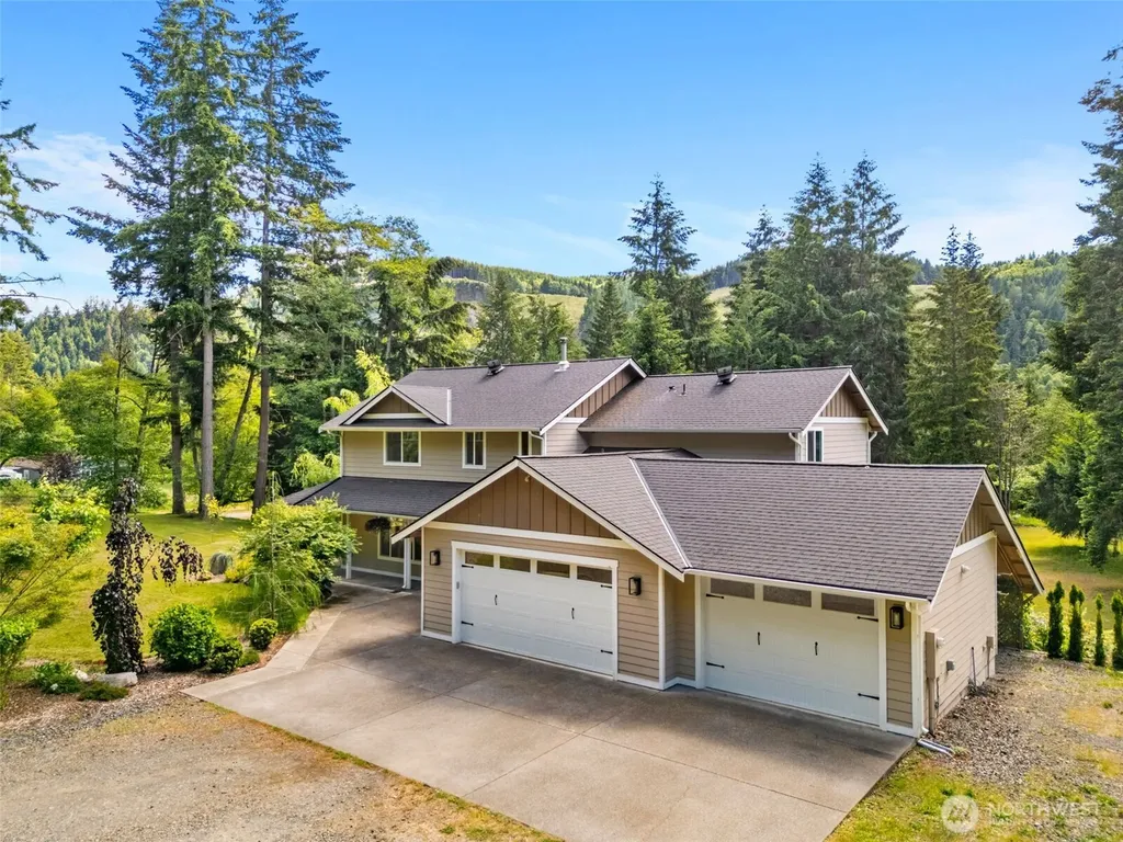 17718 Mulqueen Road SE Rainier WA 98576