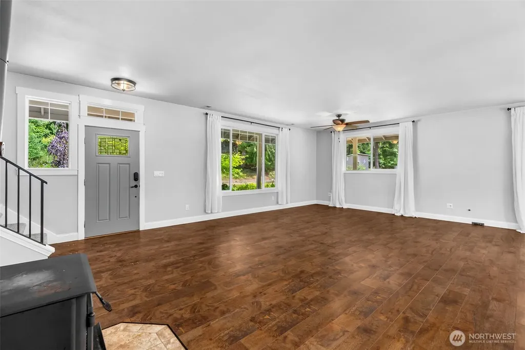17718 Mulqueen Road SE Rainier WA 98576