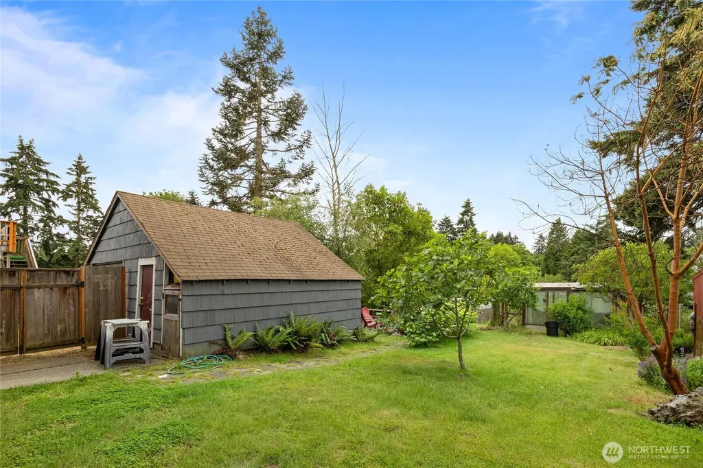12419 16th Avenue S Seattle WA 98168