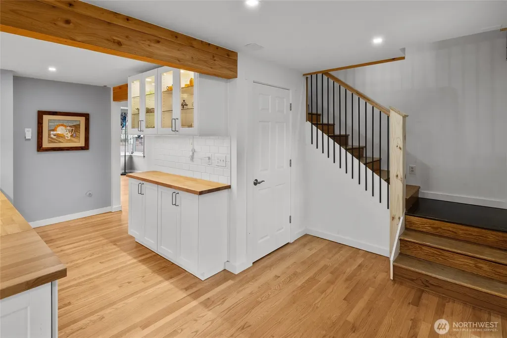 12419 16th Avenue S Seattle WA 98168