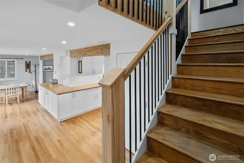 12419 16th Avenue S Seattle WA 98168