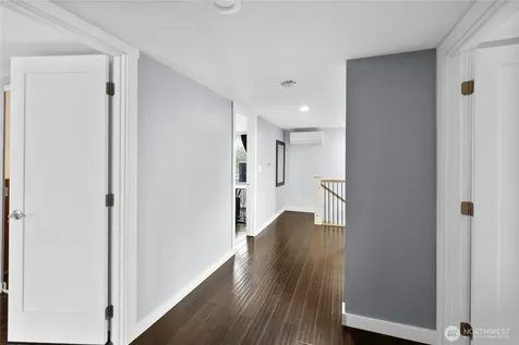 12419 16th Avenue S Seattle WA 98168