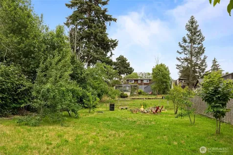 12419 16th Avenue S Seattle WA 98168