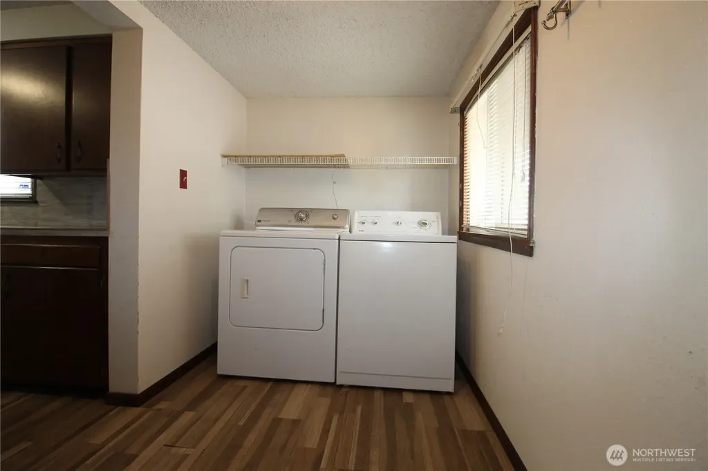 359 SW 9th Chehalis WA 98532