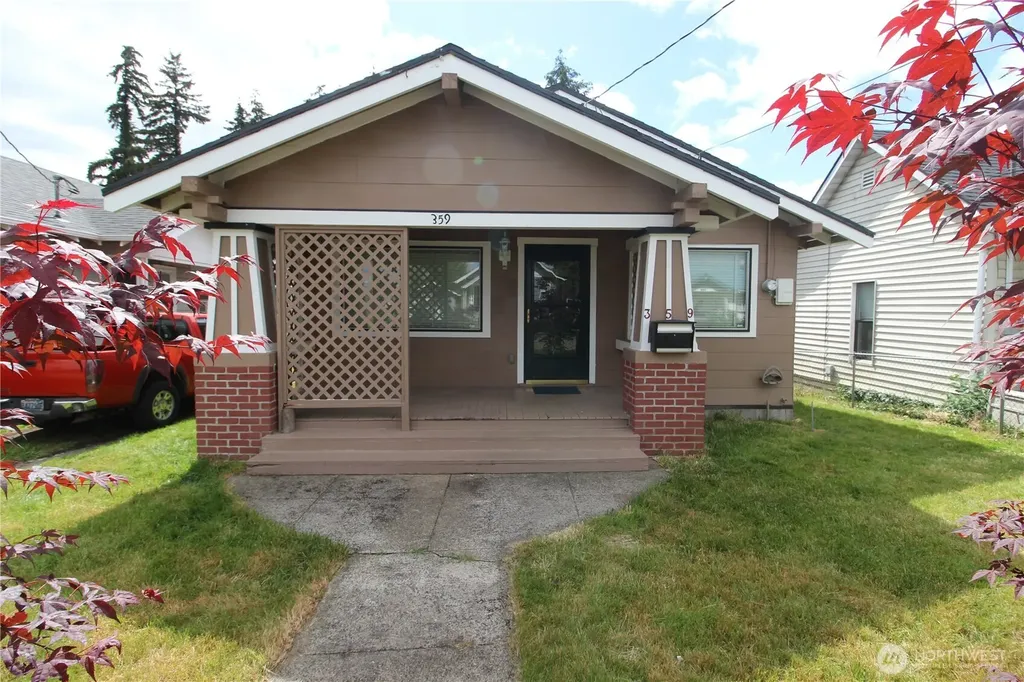 359 SW 9th Chehalis WA 98532