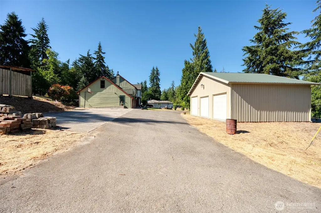 36721 6th Avenue SW Federal Way WA 98023