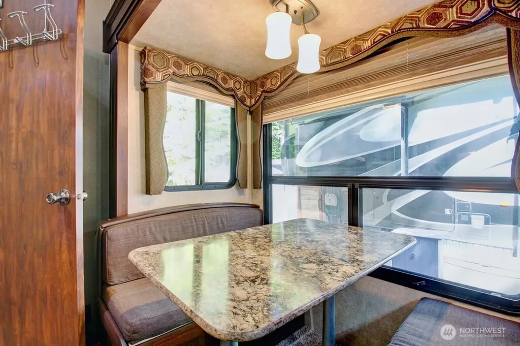 246 Schinn Canyon Court Deming WA 98244