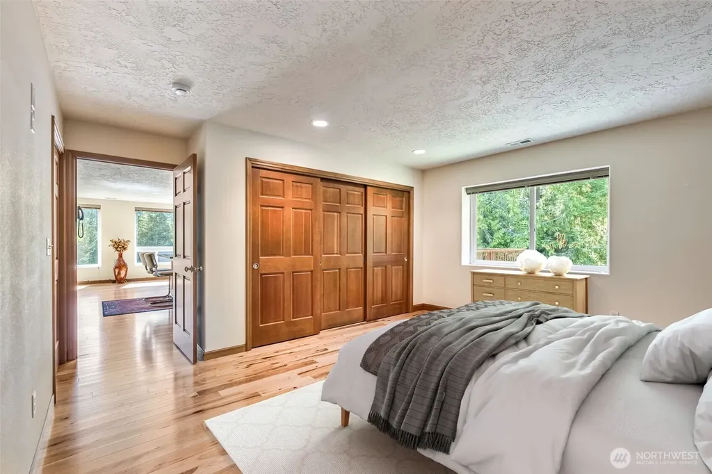 227 Cougar Lane Toledo WA 98591