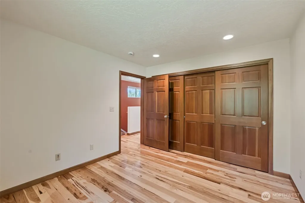 227 Cougar Lane Toledo WA 98591