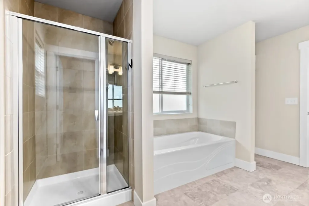 20412 5th Avenue W Lynnwood WA 98036