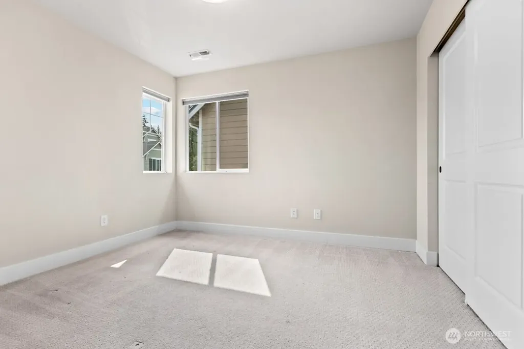 20412 5th Avenue W Lynnwood WA 98036