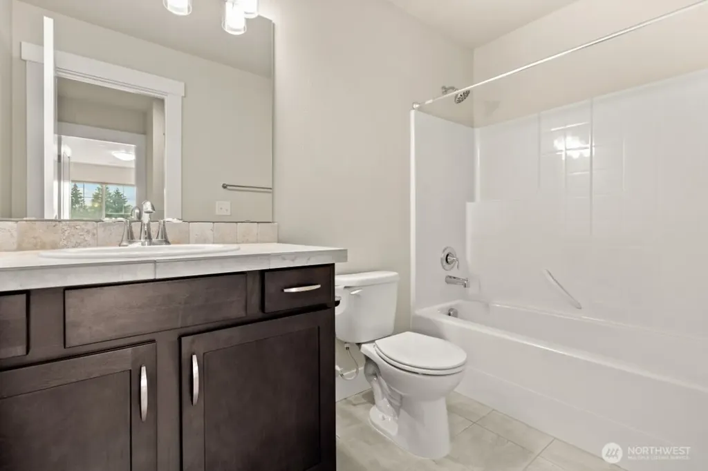 20412 5th Avenue W Lynnwood WA 98036