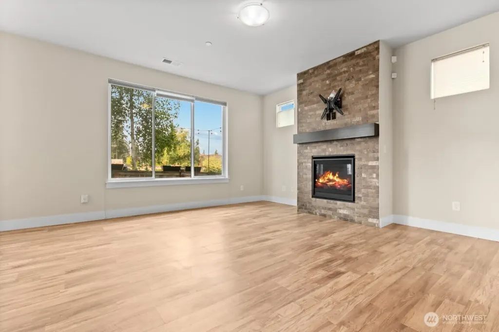 20412 5th Avenue W Lynnwood WA 98036