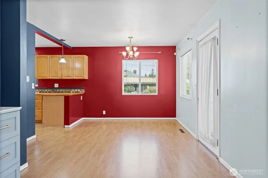 1421 N 32nd Street Renton WA 98056
