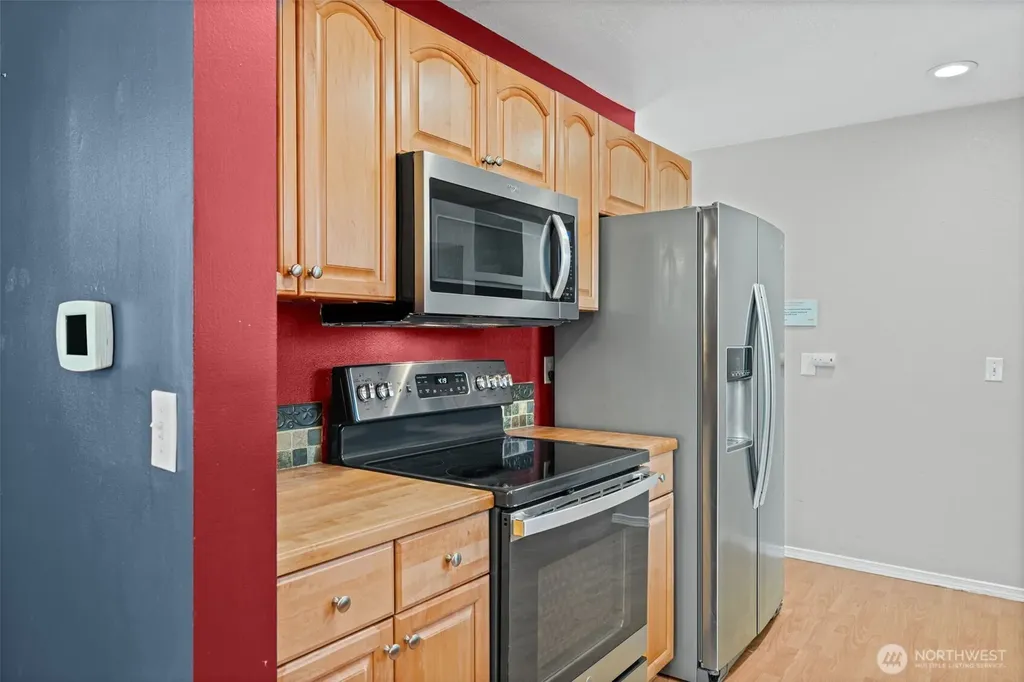 1421 N 32nd Street Renton WA 98056