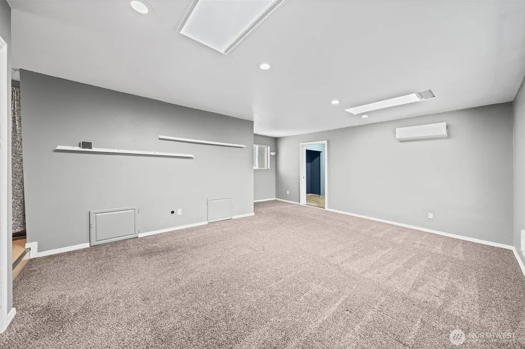 1421 N 32nd Street Renton WA 98056