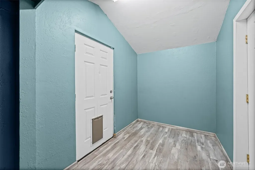 1421 N 32nd Street Renton WA 98056
