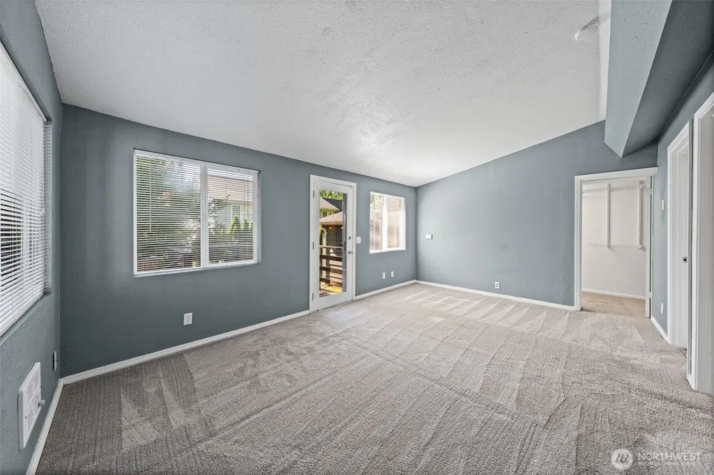 1421 N 32nd Street Renton WA 98056