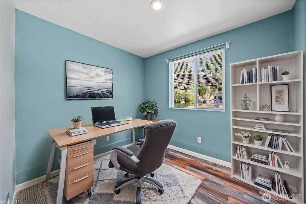 1421 N 32nd Street Renton WA 98056