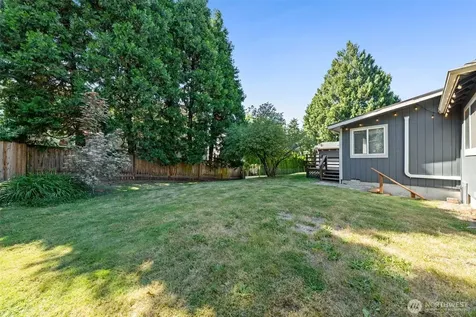 1421 N 32nd Street Renton WA 98056