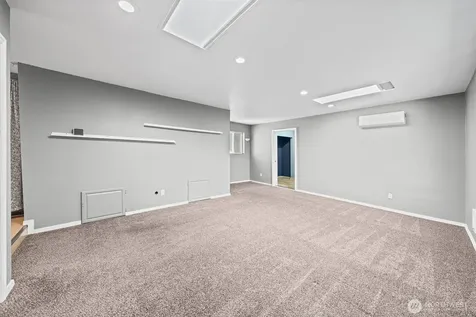 1421 N 32nd Street Renton WA 98056