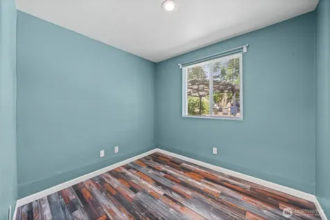 1421 N 32nd Street Renton WA 98056