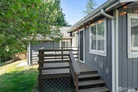 1421 N 32nd Street Renton WA 98056