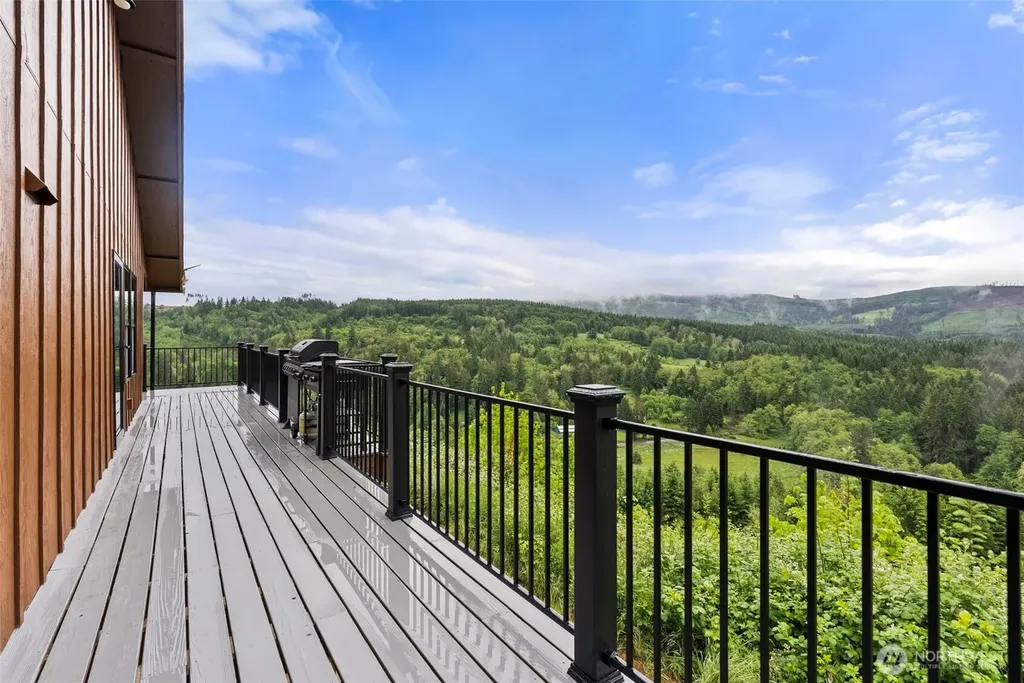 484 Salmon Creek Road Mossyrock WA 98564