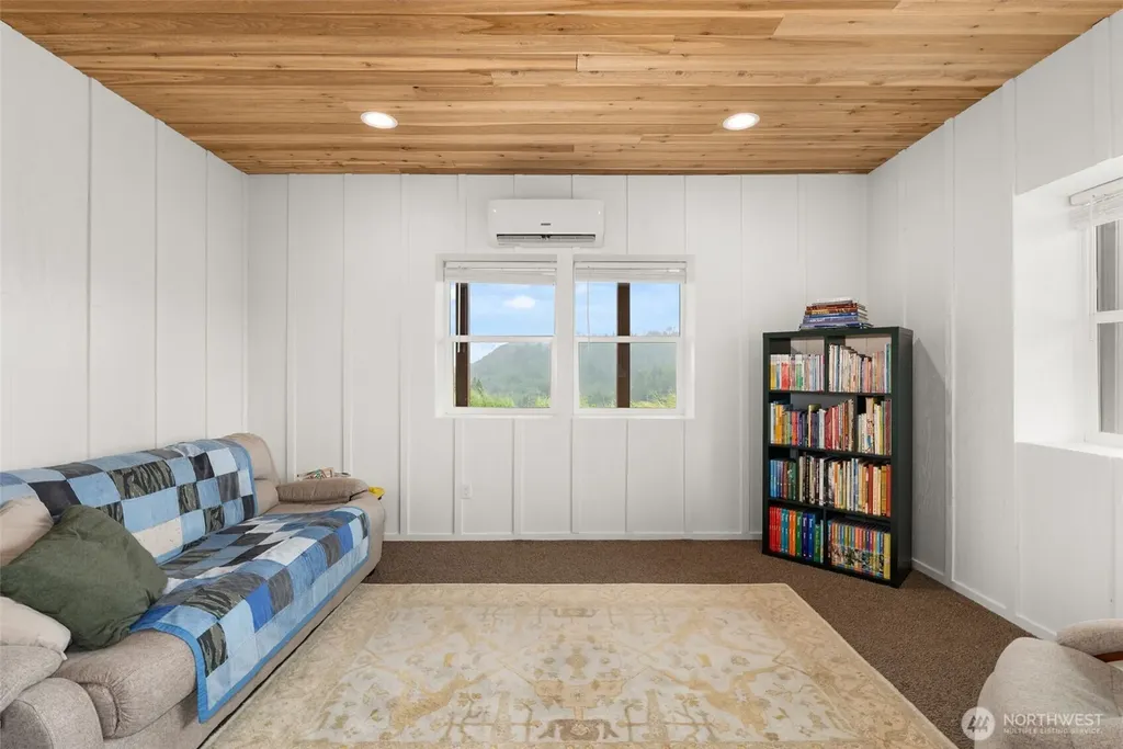 484 Salmon Creek Road Mossyrock WA 98564