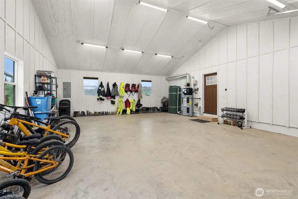 484 Salmon Creek Road Mossyrock WA 98564