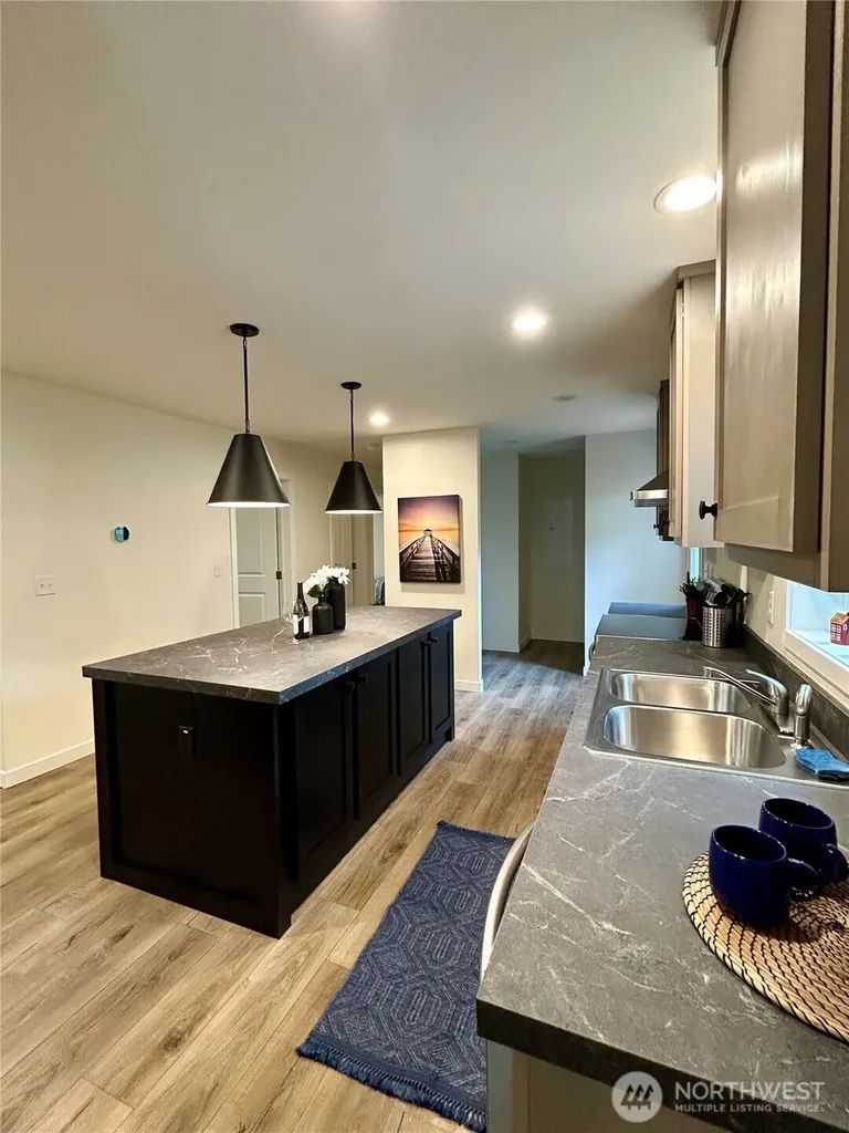 420 E Herron Drive Shelton WA 98584