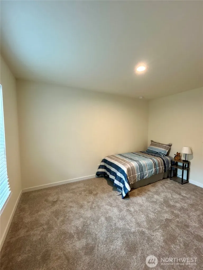 420 E Herron Drive Shelton WA 98584
