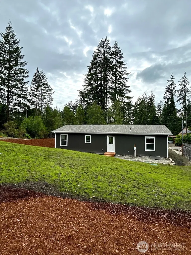 420 E Herron Drive Shelton WA 98584