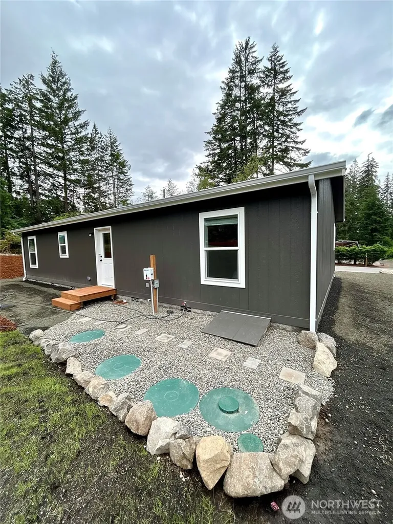 420 E Herron Drive Shelton WA 98584