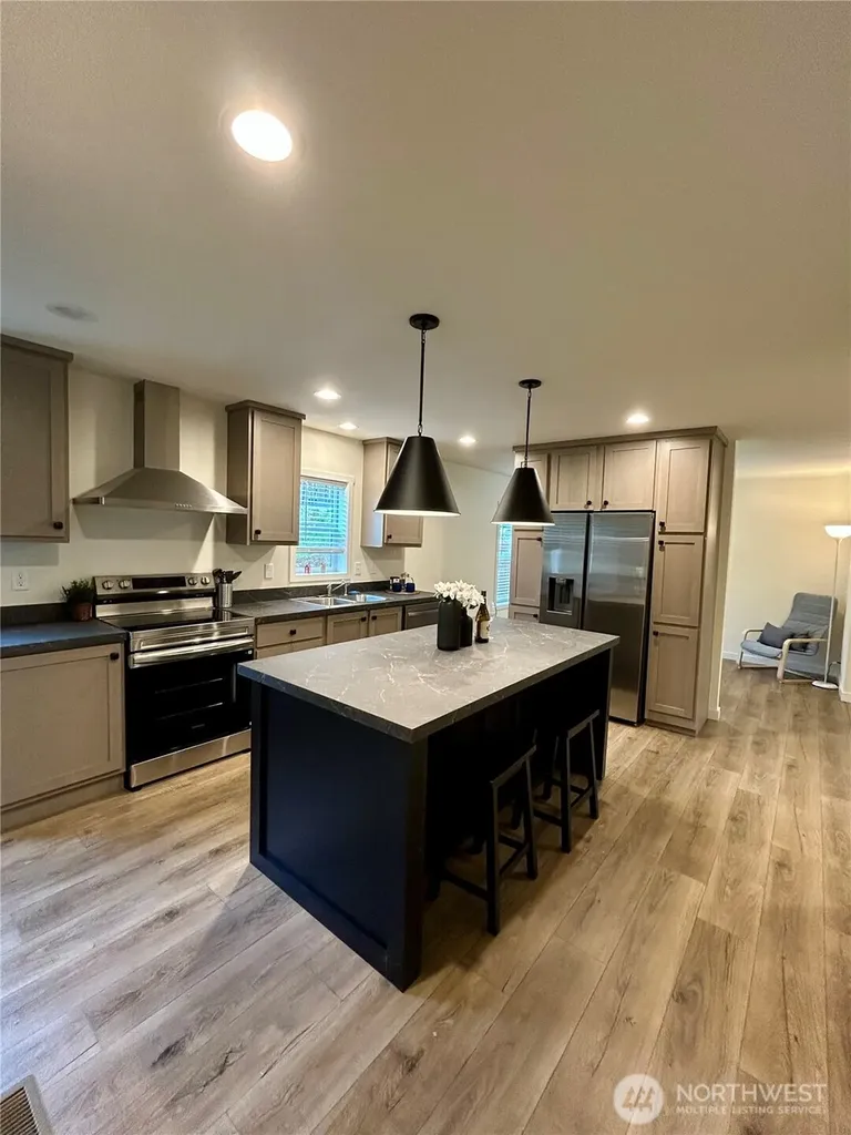 420 E Herron Drive Shelton WA 98584