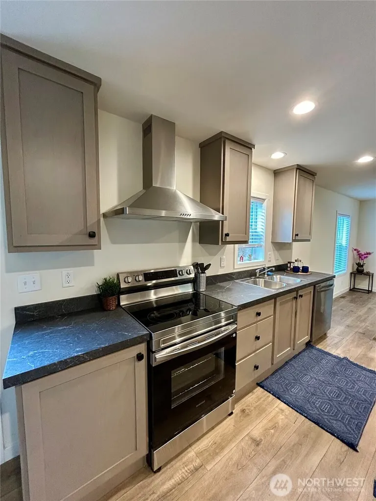 420 E Herron Drive Shelton WA 98584