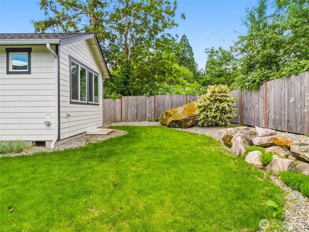 1436 12th Avenue SW Olympia WA 98502