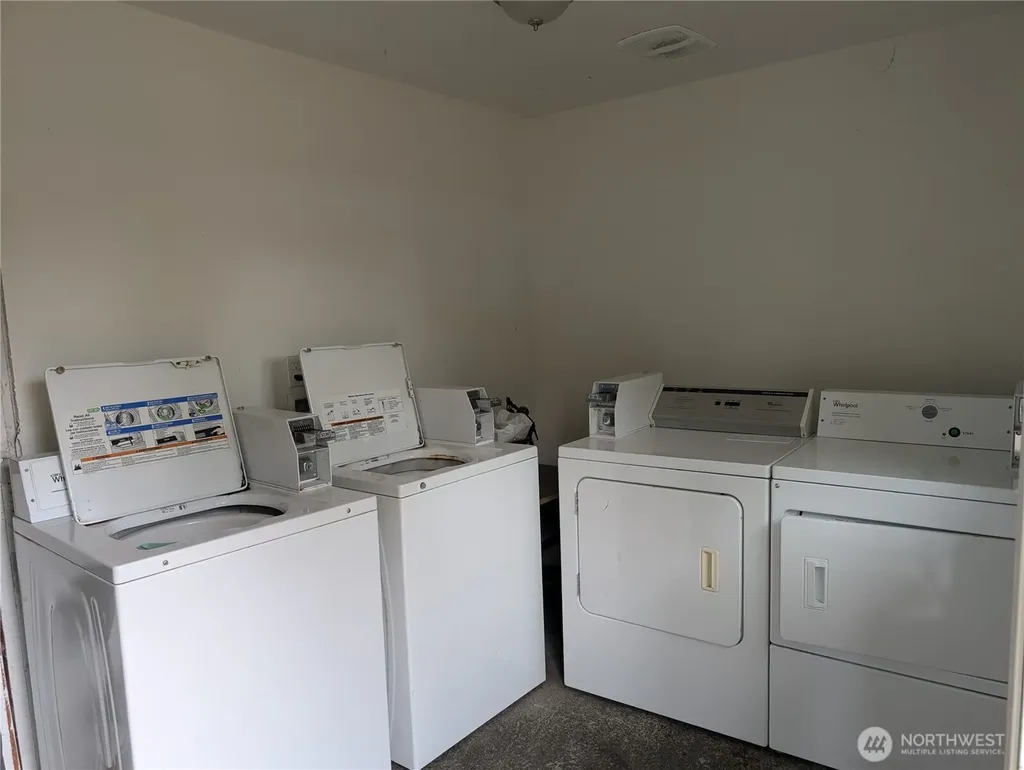 11002 Idlewild Road SW Lakewood WA 98498