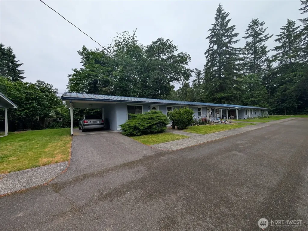 11002 Idlewild Road SW Lakewood WA 98498