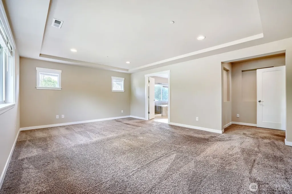 944 SW 108th Street SW Seattle WA 98146