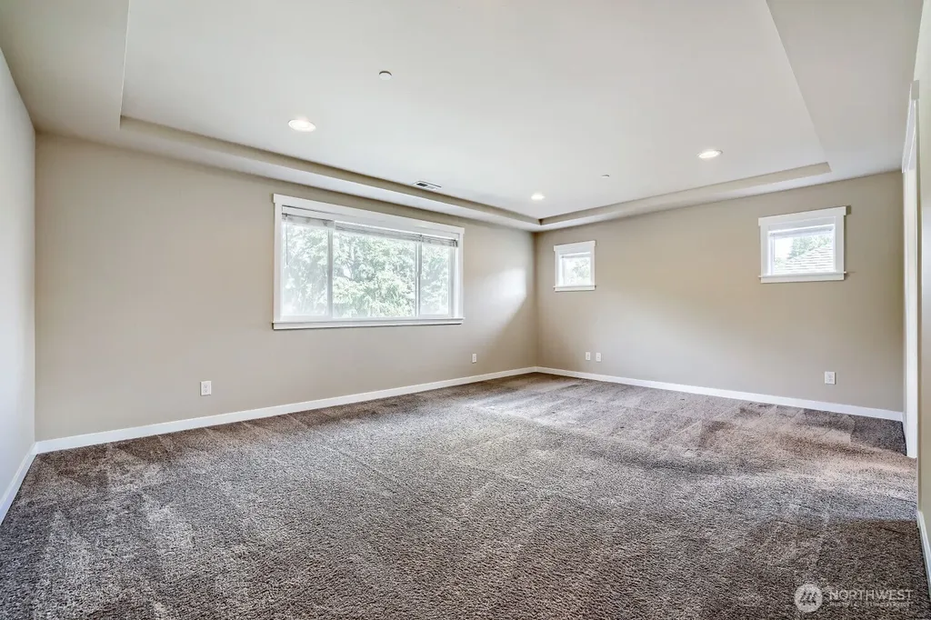 944 SW 108th Street SW Seattle WA 98146