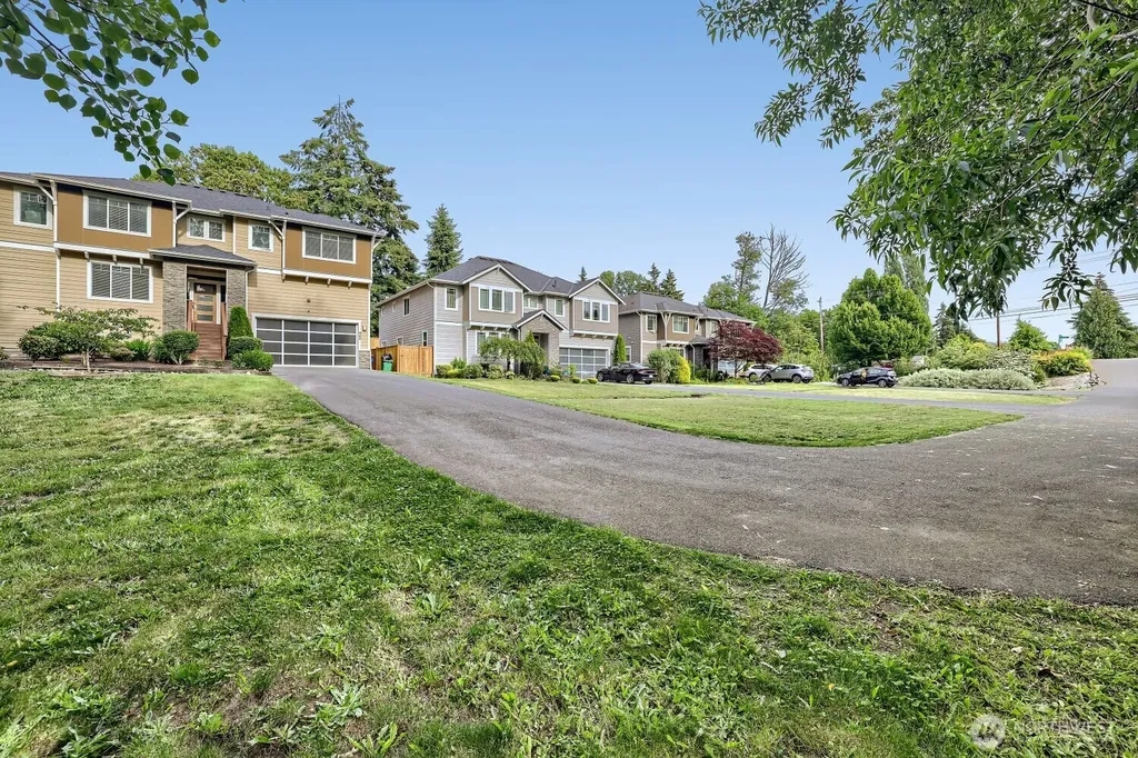 944 SW 108th Street SW Seattle WA 98146