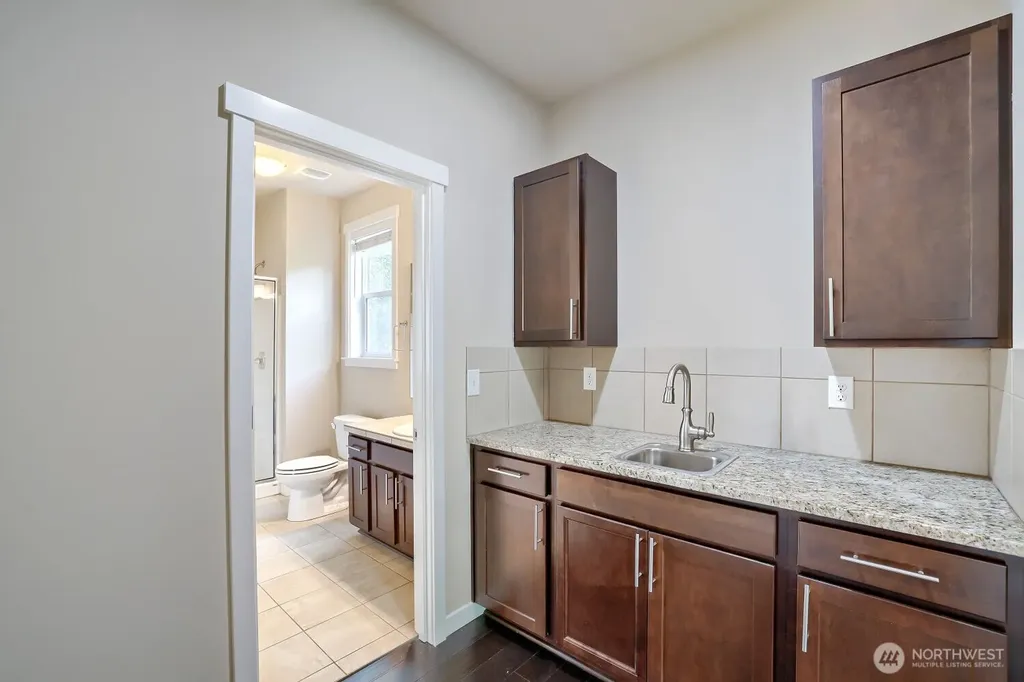 944 SW 108th Street SW Seattle WA 98146