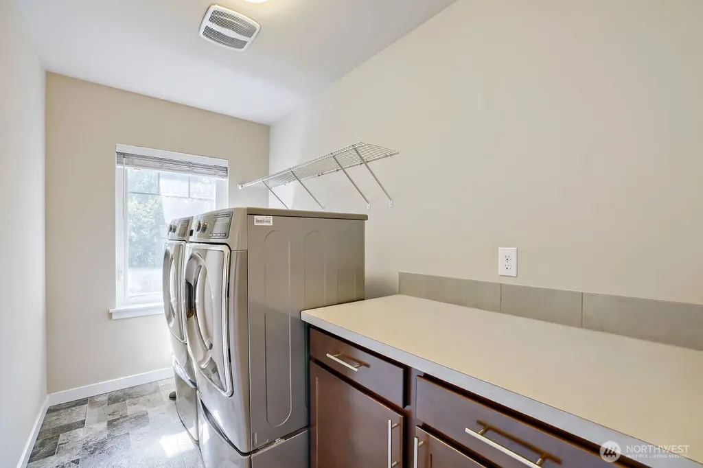 944 SW 108th Street SW Seattle WA 98146