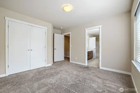 944 SW 108th Street SW Seattle WA 98146