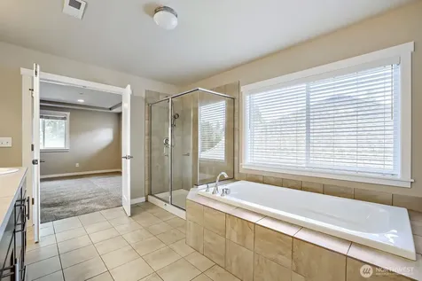 944 SW 108th Street SW Seattle WA 98146