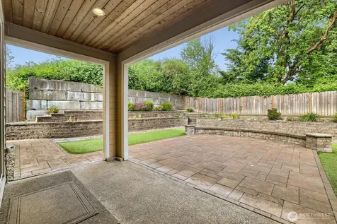 944 SW 108th Street SW Seattle WA 98146